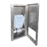 Wnękowy dozownik mydła w płynie, pojemność zbiornika 800 ml, stal matowa